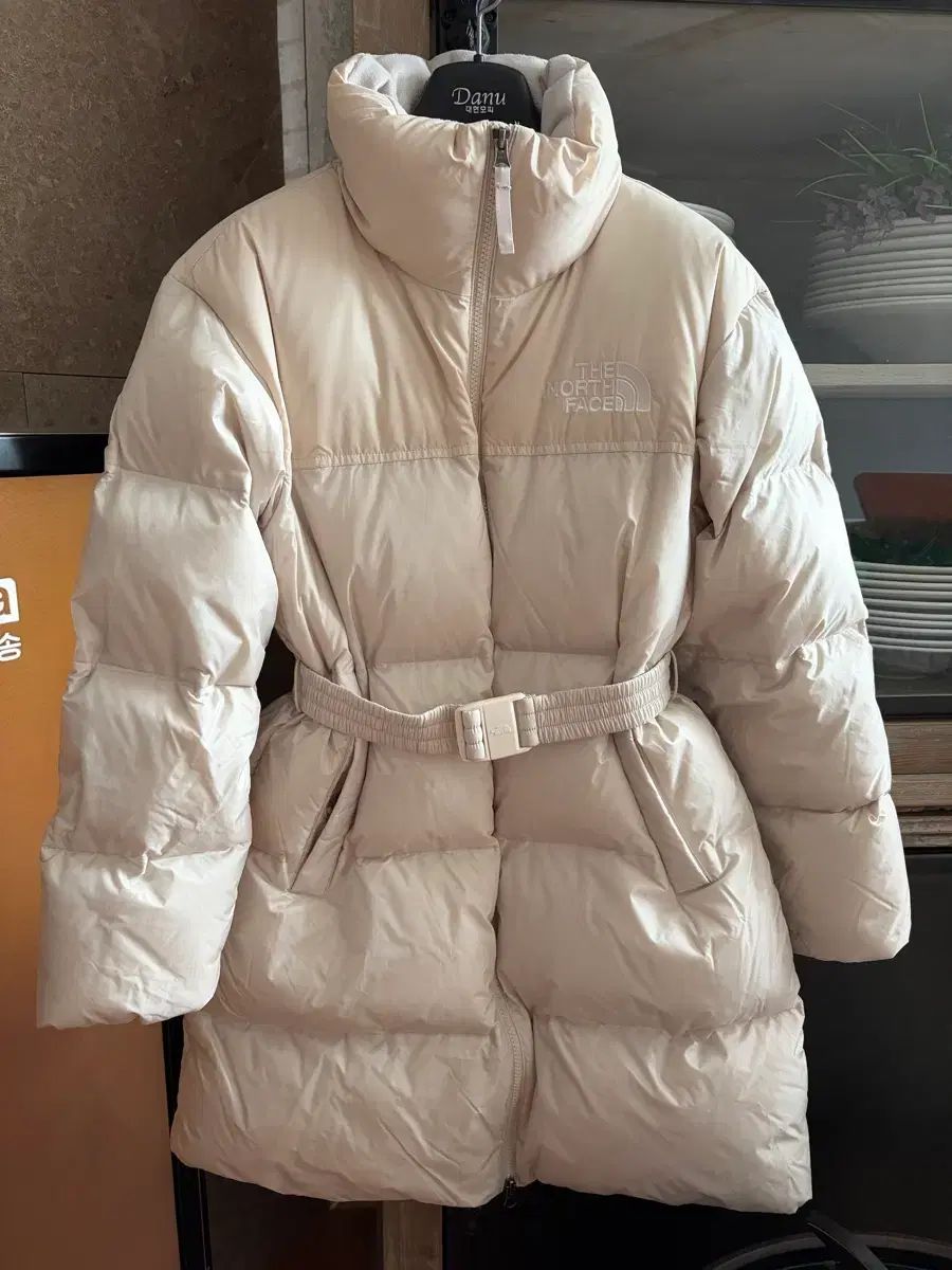 THE NORTH FACE ザノースフェイス ヌプシ ベルト付き ロング丈ダウンジャケット 85 s サンドシェル