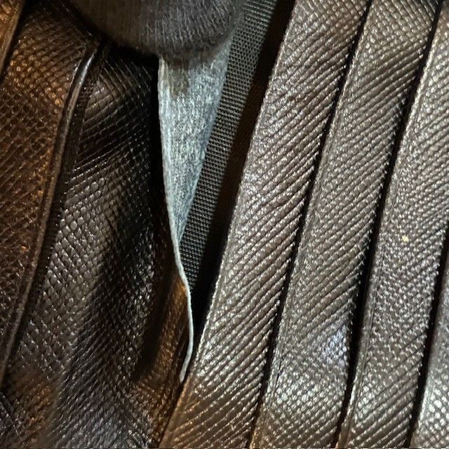 ナイロンブラック 2つ折り財布