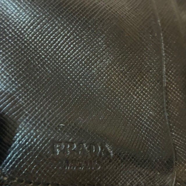 ラウンドジップ ナイロンブラック