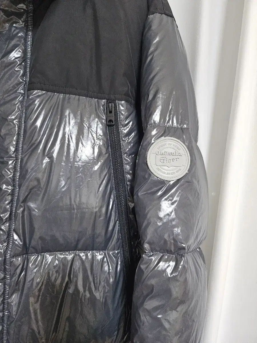 オニツカタイガー ロング ダウン S