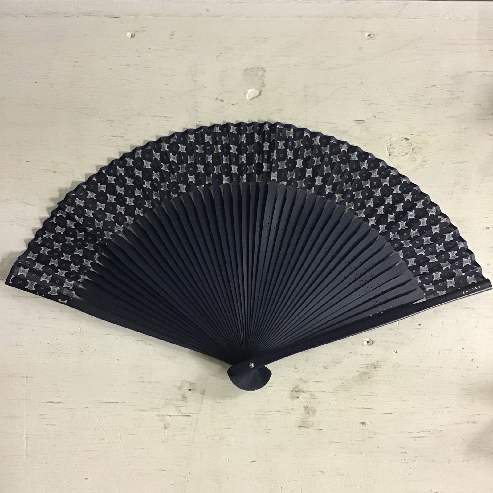 八戸85-10-20251212】CELINE セリーヌ 扇子 ネイビー - メルカリ