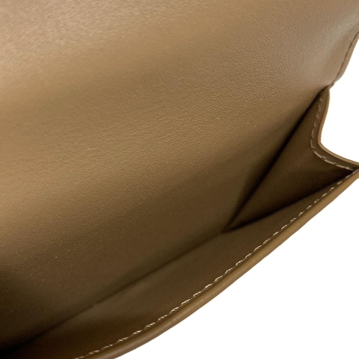 トライフォールド