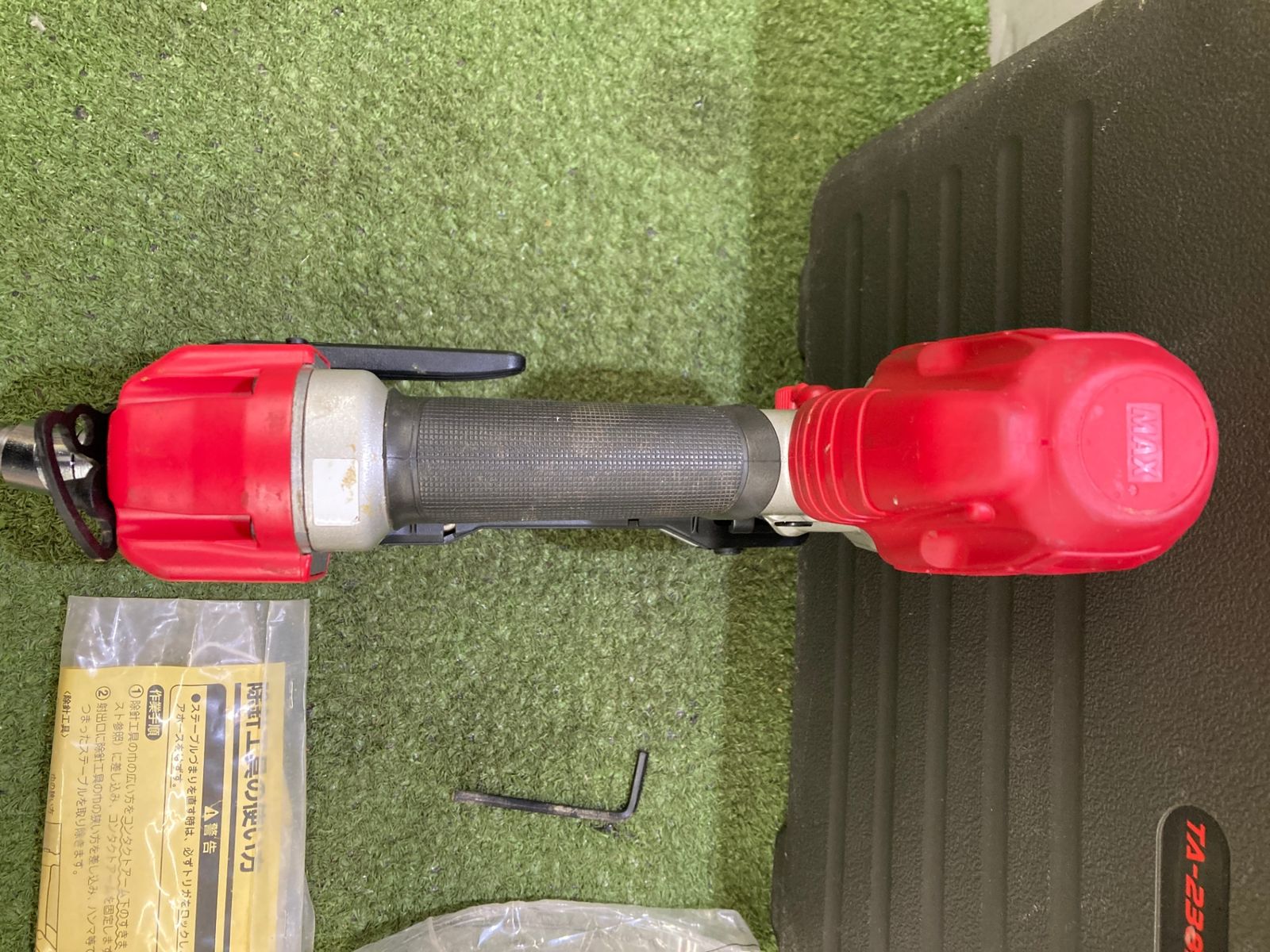  品 0921 マックス MAX 常圧ステープル用エアネイラ TA 238 F 2 D 4 MAフロア 釘 ステープル ネイル エアーツール