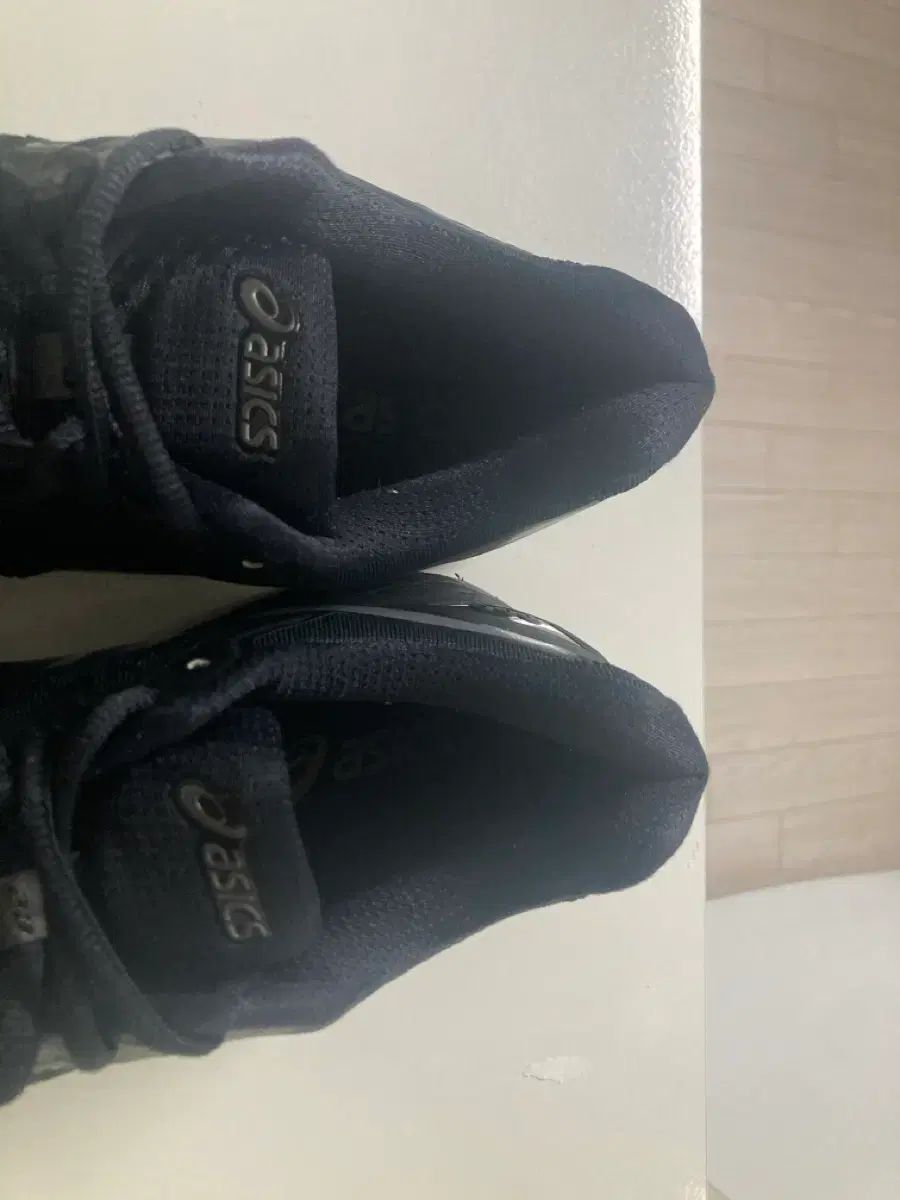 トリプルブラック 285