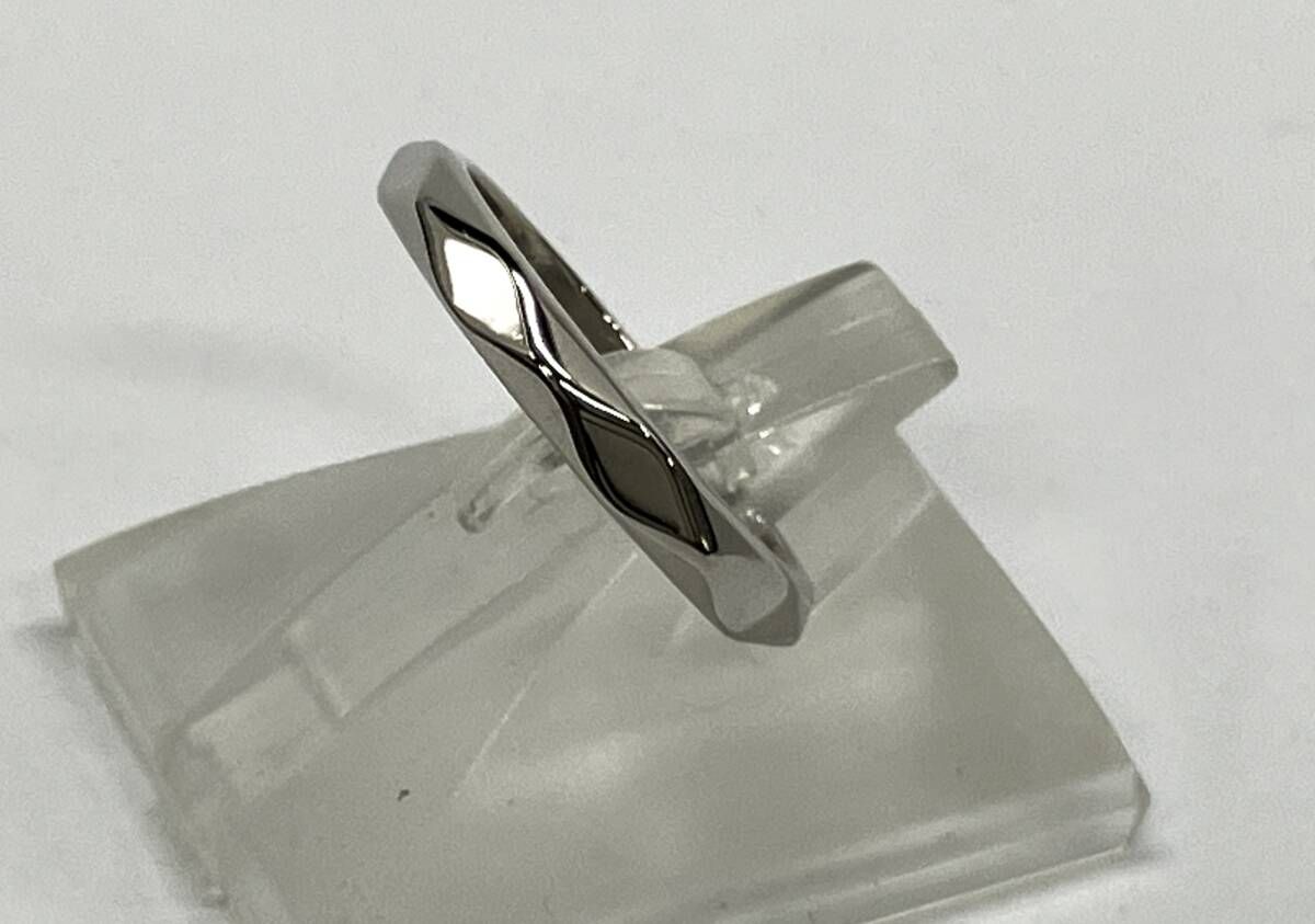 ブシュロン Pt 950プラチナ950 約10号 総重量4.5 g ひし形 ファセットリングミディアム 指輪 レディース