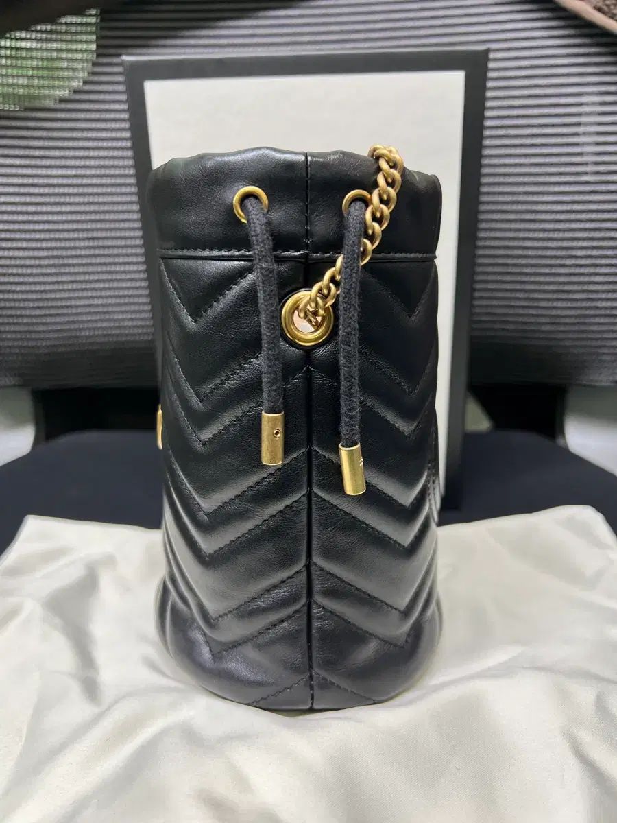 バケットバッグ