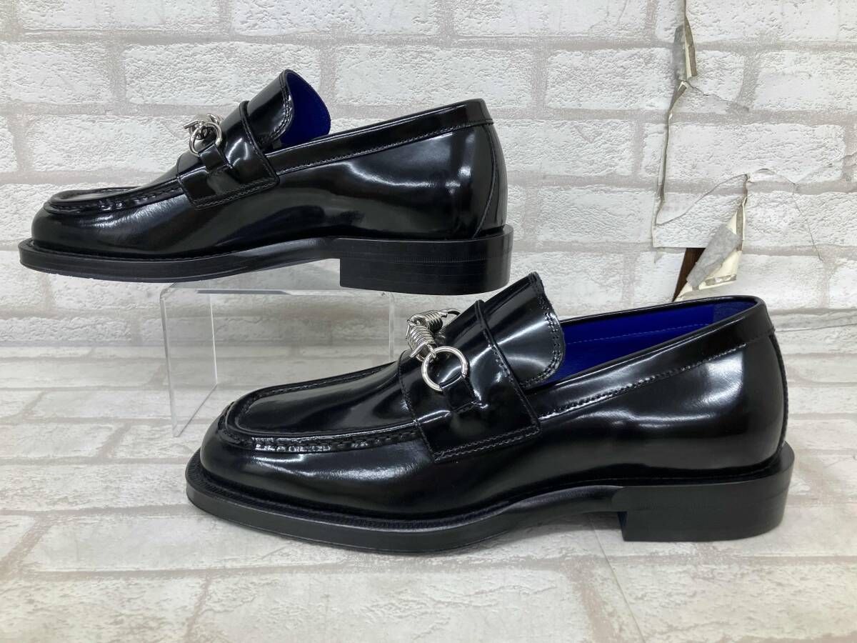 バーバリー ブラック サイズ41 レザー ローファー パテント き シルバー