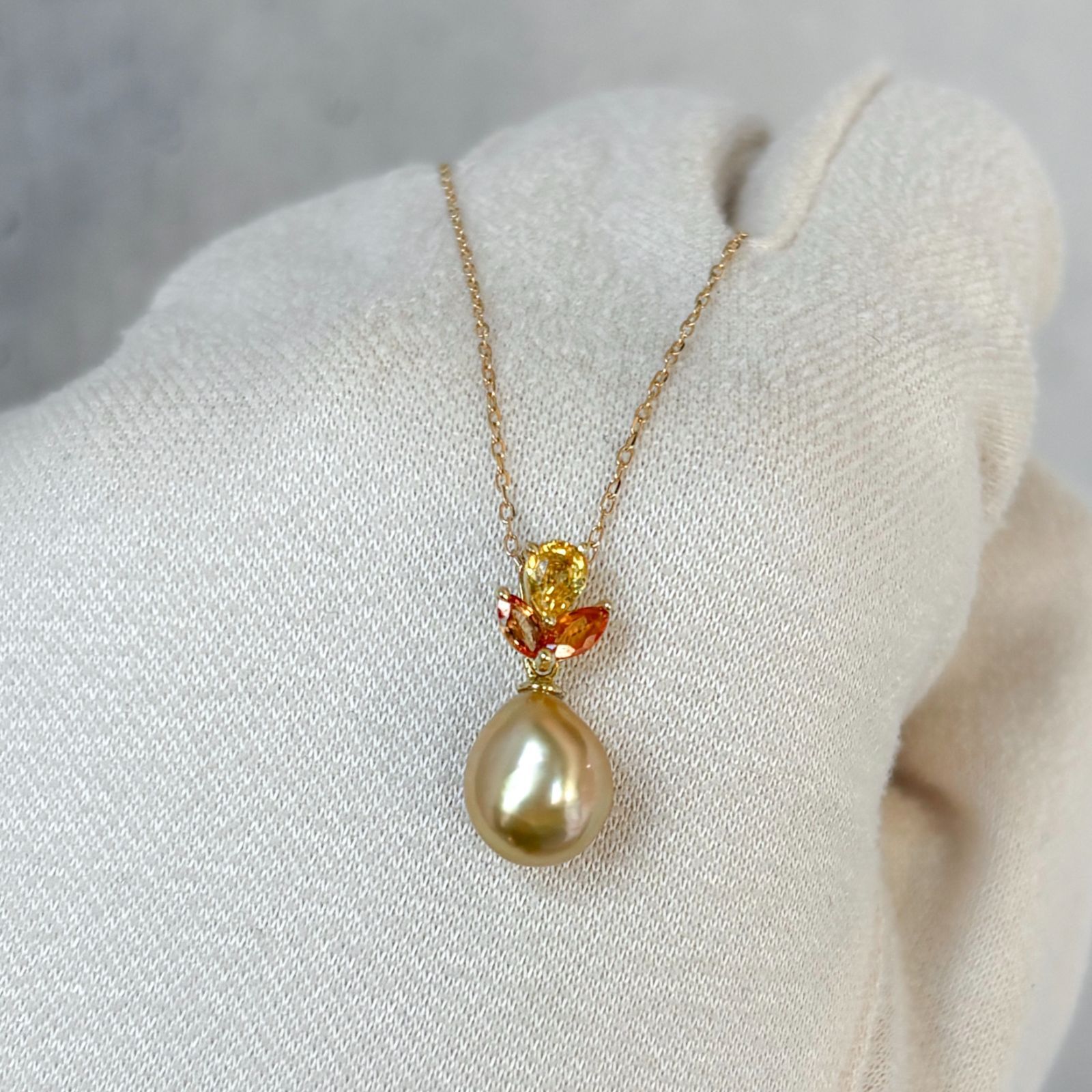 南洋ゴールドケシ真珠 K18ネックレス 7-8mm サファイア 個性 - メルカリ