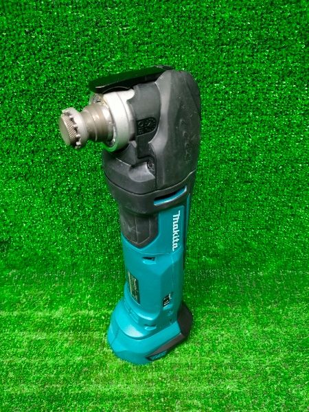 マキタ 充電式マルチツール 本体のみ 18 V TM 51 DZ ツールボックス 先端工具付 モータ異音無し