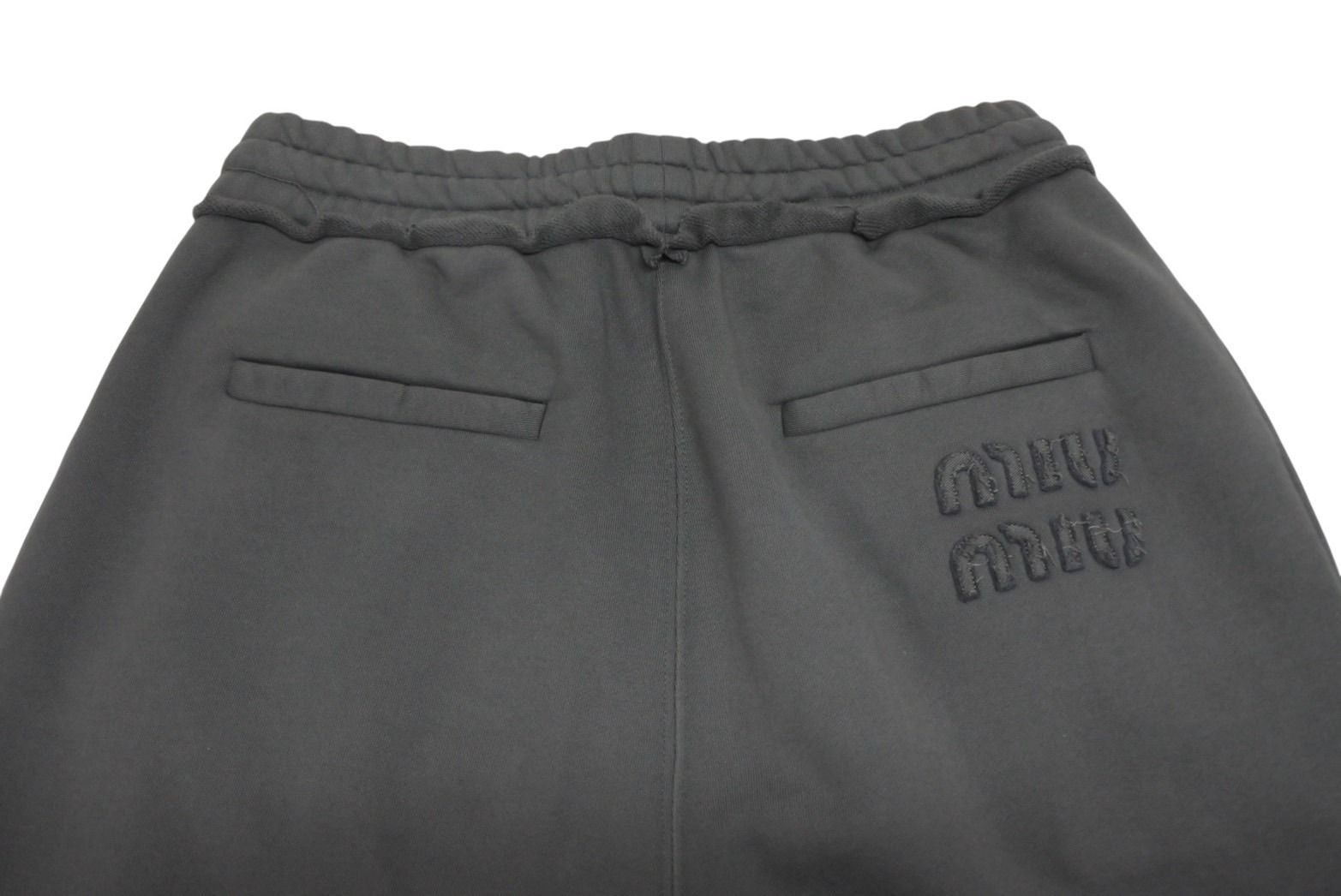  MIUMIU ミュウミュウ トラック パンツ グレー ロゴ刺繍 ダメージ加工 サイズ 38 コットン 4 b 010348 ジョガーパンツ スウェットパンツ パンツ