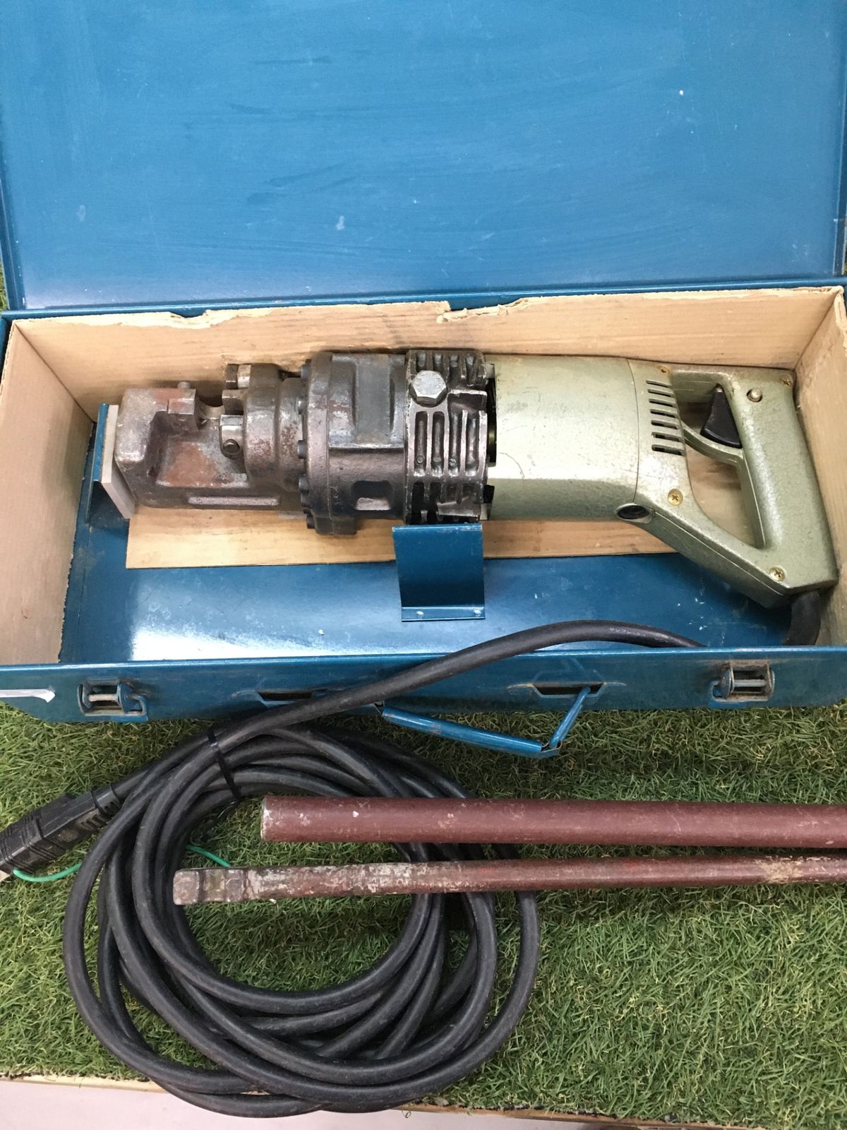 0906 電動鉄筋カッター