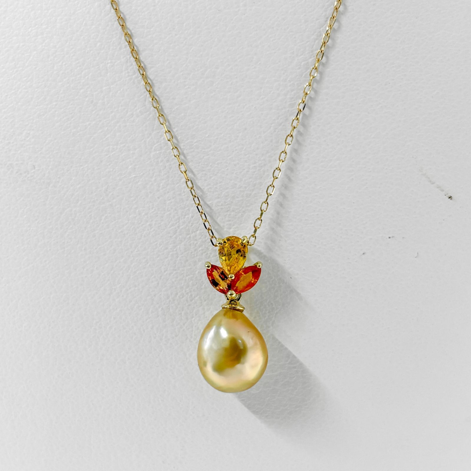 南洋ゴールドケシ真珠 K18ネックレス 7-8mm サファイア 個性 - メルカリ