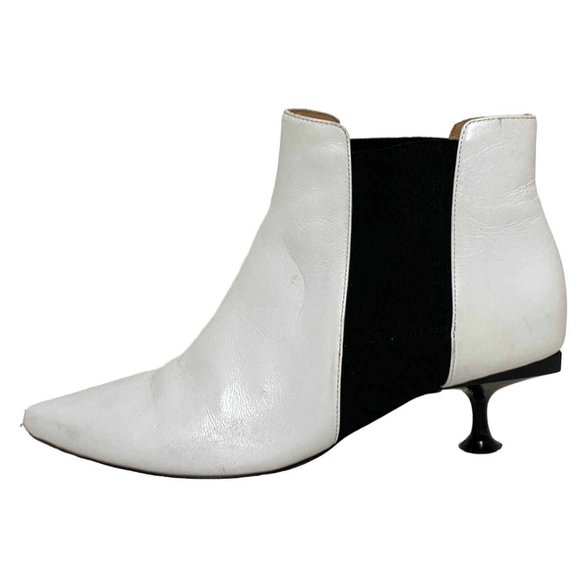 sergio rossi(セルジオロッシ) ショートブーツ 36 1/2 レディース - 白