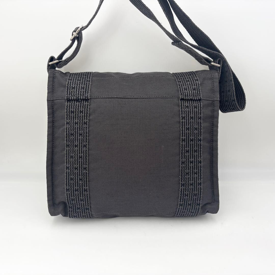 エルメス エールライン バサス PM メッセンジャーバッグ ショルダーバッグ キャンバス グレー系 フランス製 鞄 カバン カデナ 鍵付き