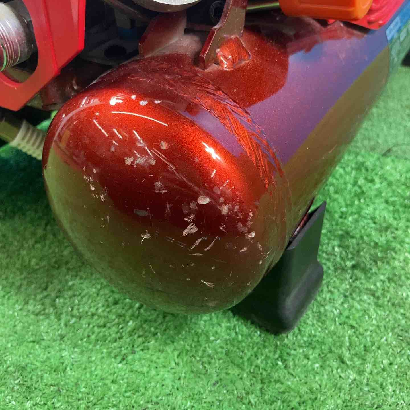 エアコンプレッサー