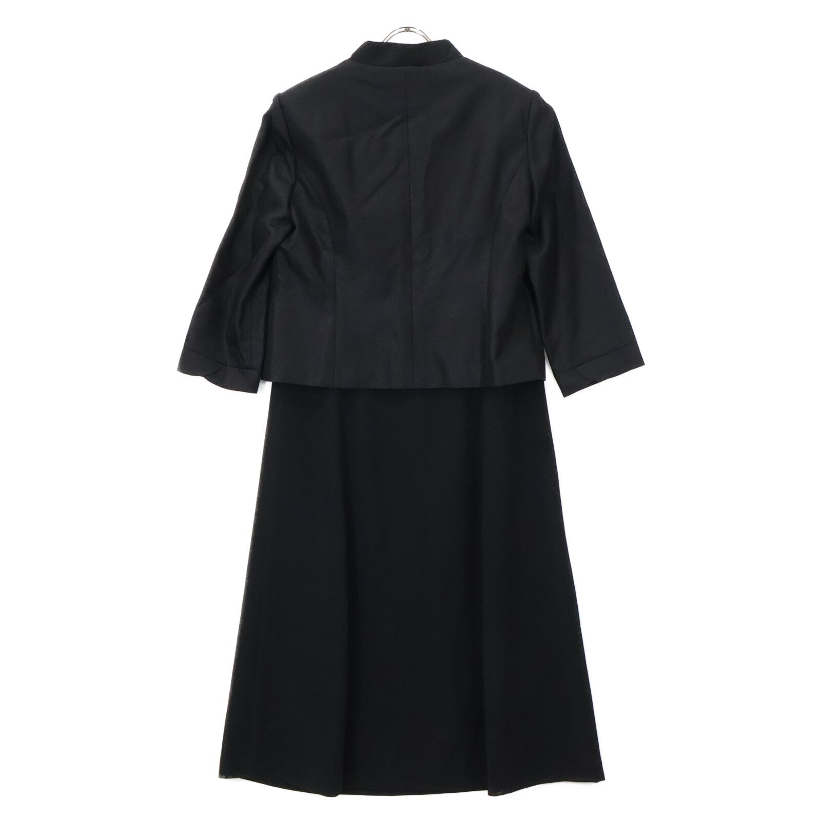 【極美品】黒スリーピースジャケット２スカートアクアスキュータム９号レーヨンウール 極美品】黒スリーピースジャケット2スカートアクアスキュータム9号