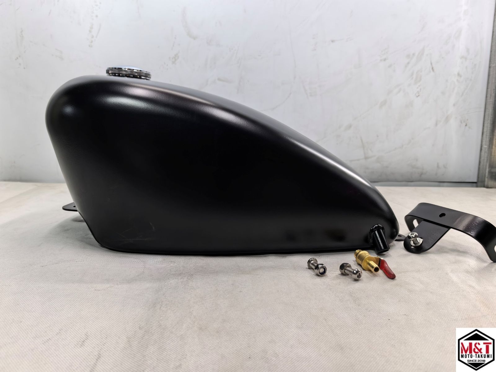 T-167B 黒塗装 13L 大容量 YAMAHA ヤマハ ドラッグスター DRAGSTAR400 