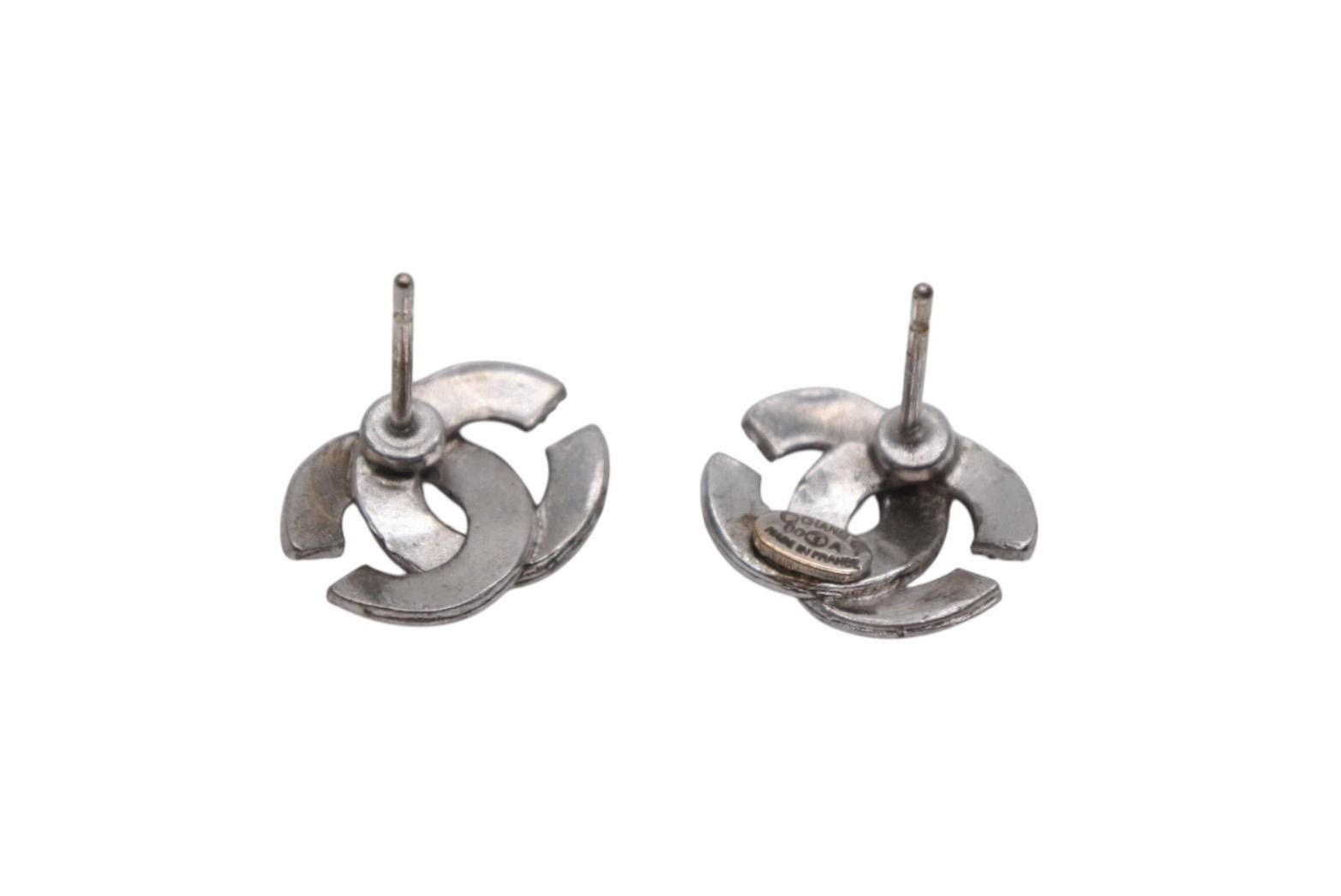 CHANEL シャネル ココマーク ピアス 重量約2g 00A刻印 メタル ロゴ