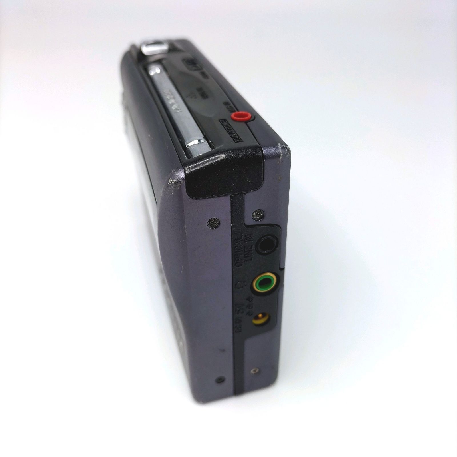 KENWOOD ポータブルMDレコーダー DMC-F5R（中古品）の出品です。 希少】ケンウッド ポータブル MDレコーダー DMC-F5R - メルカリ