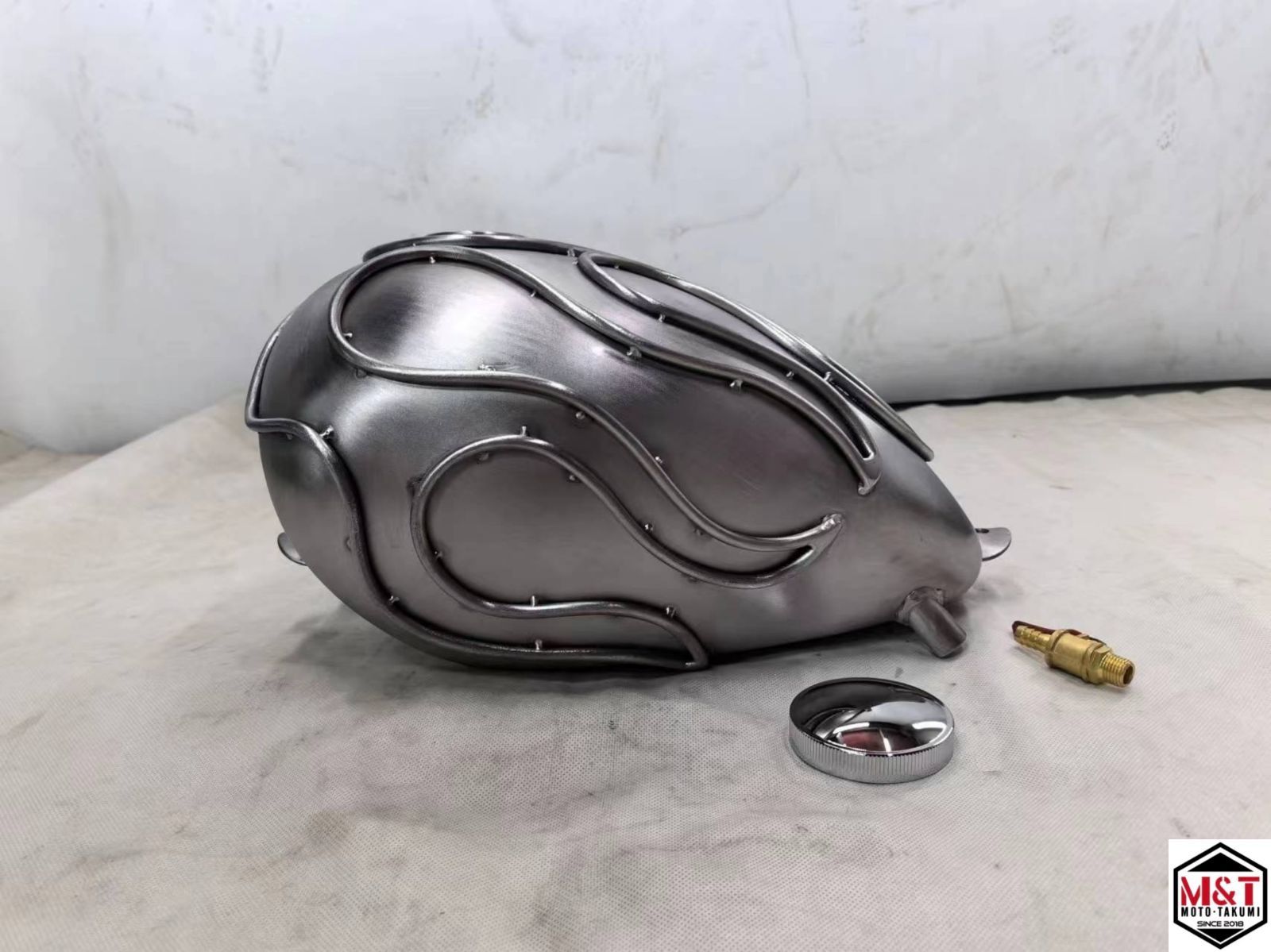 T-170 7L ハーレー用 汎用品 ピーナッツタンク カスタムタンク