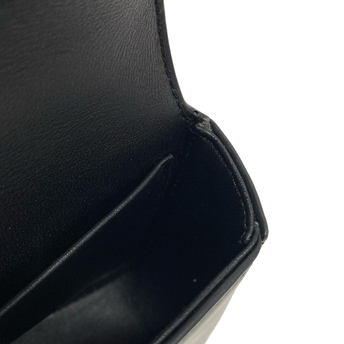 チェーンショルダー