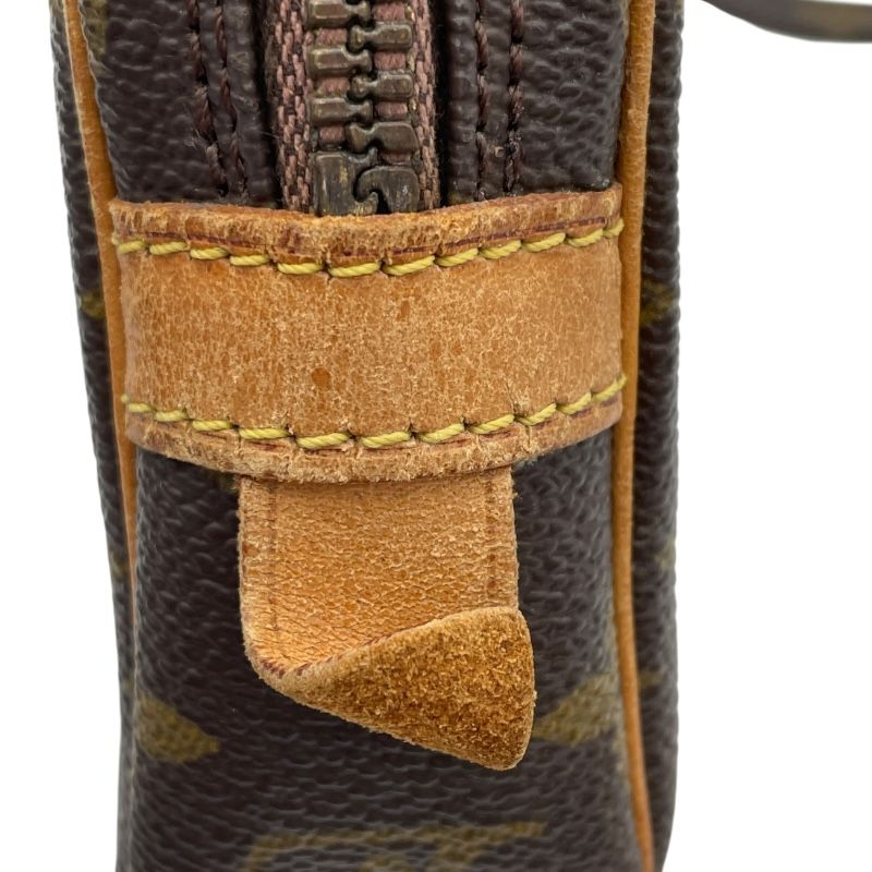 ショルダーバッグ