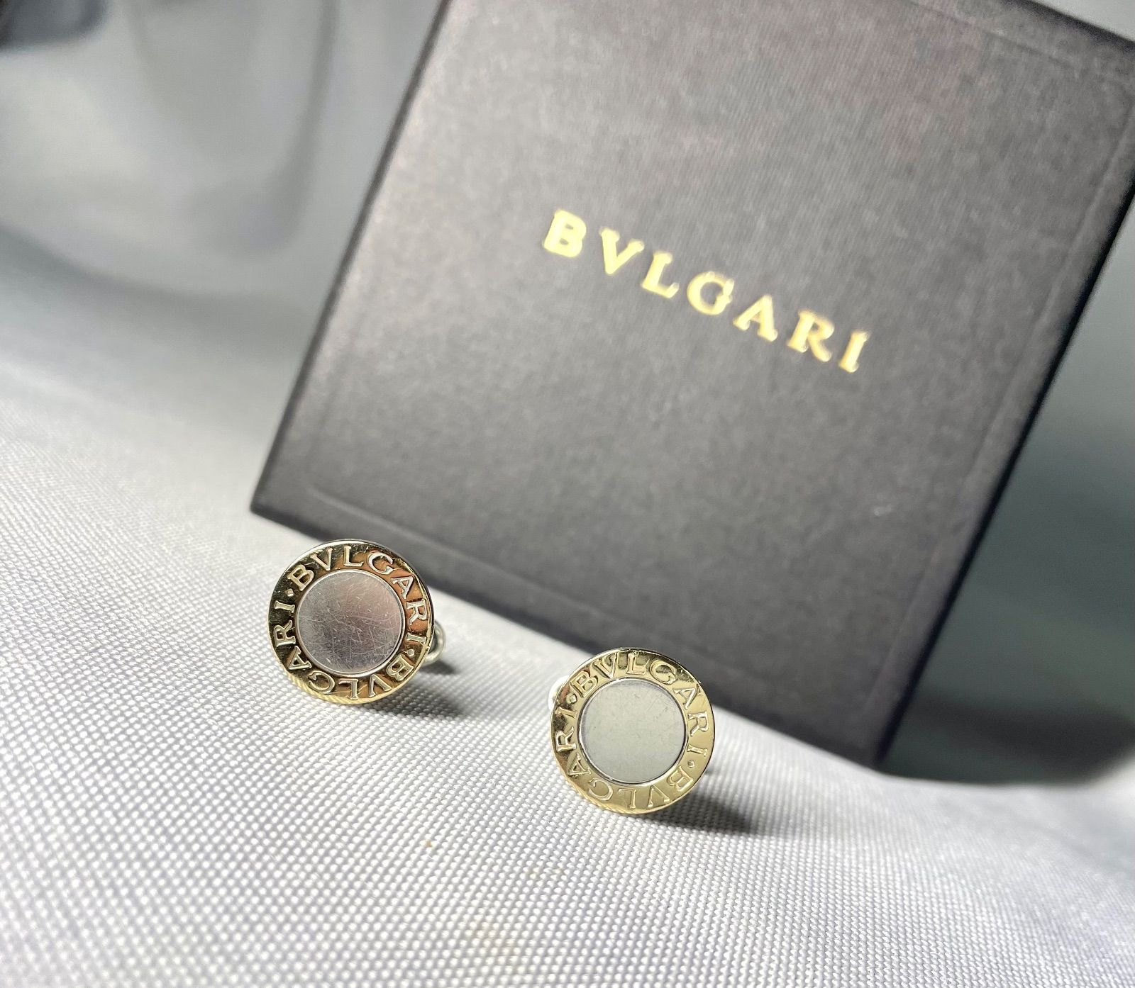 BVLGARI ブルガリ B-ZERO ロゴ ゴールドメタリック - スターリングシルバー オーバルカフス カフリンクス ボタン SV 925 箱あり