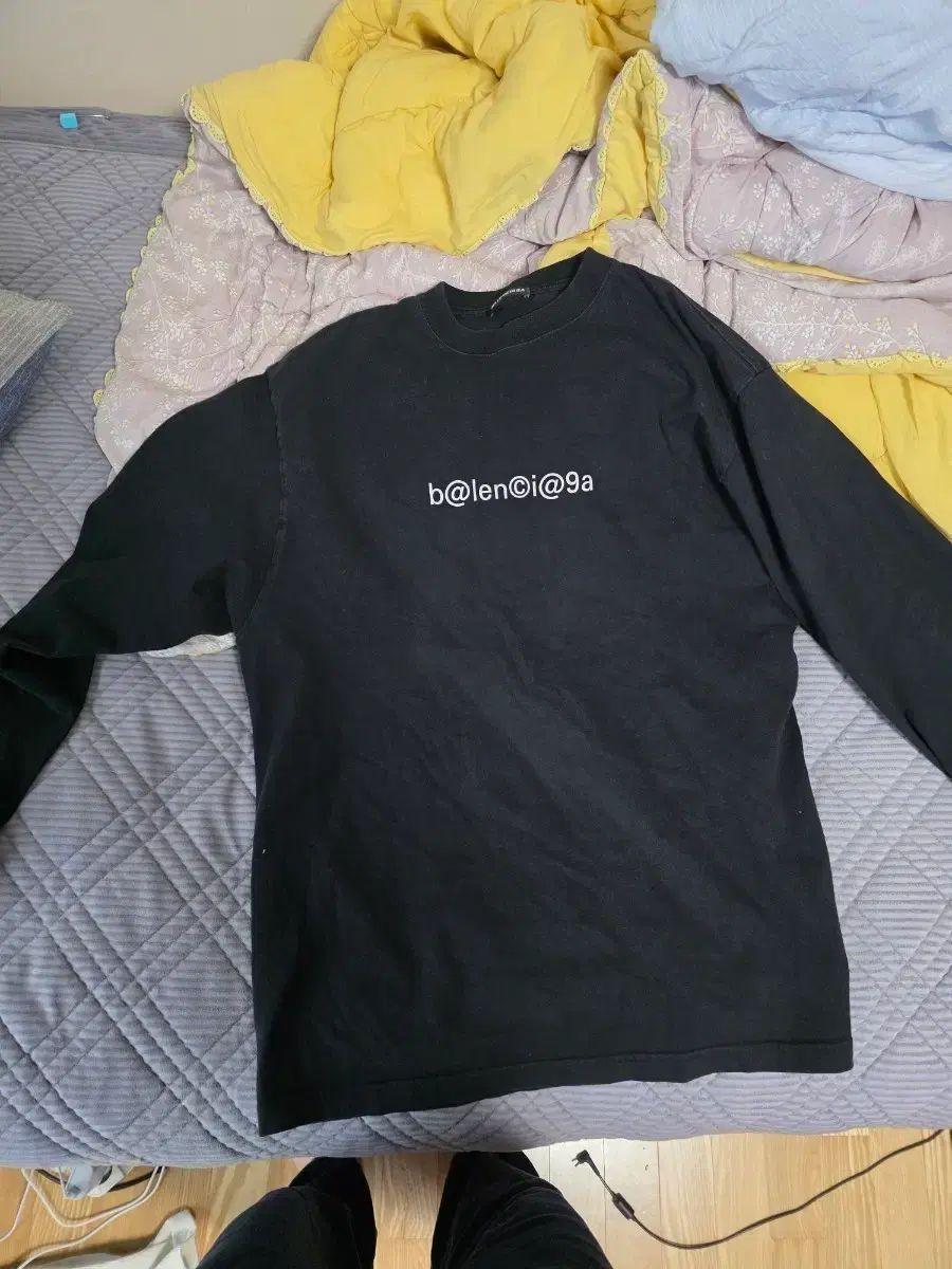 バレンシアガ ロングスリーブ オーバーサイズ xs 105