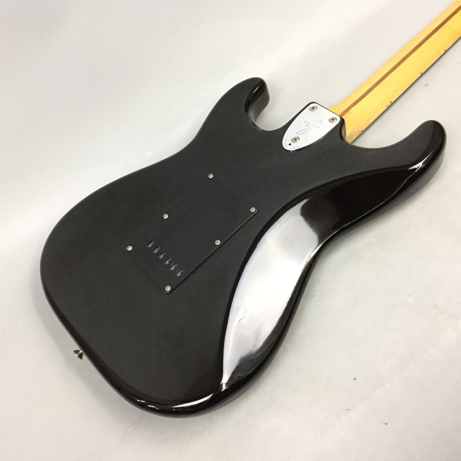 Fender Japan ST72-55（CST-50R） Black Eシリアル 1987年製