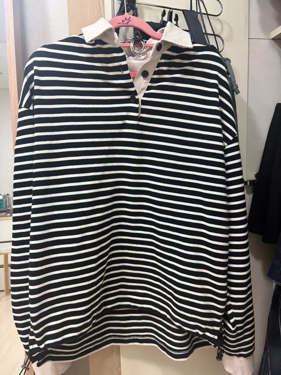 THE ILMA ストライプ オーバーサイズ Tシャツ タグを外して収納中