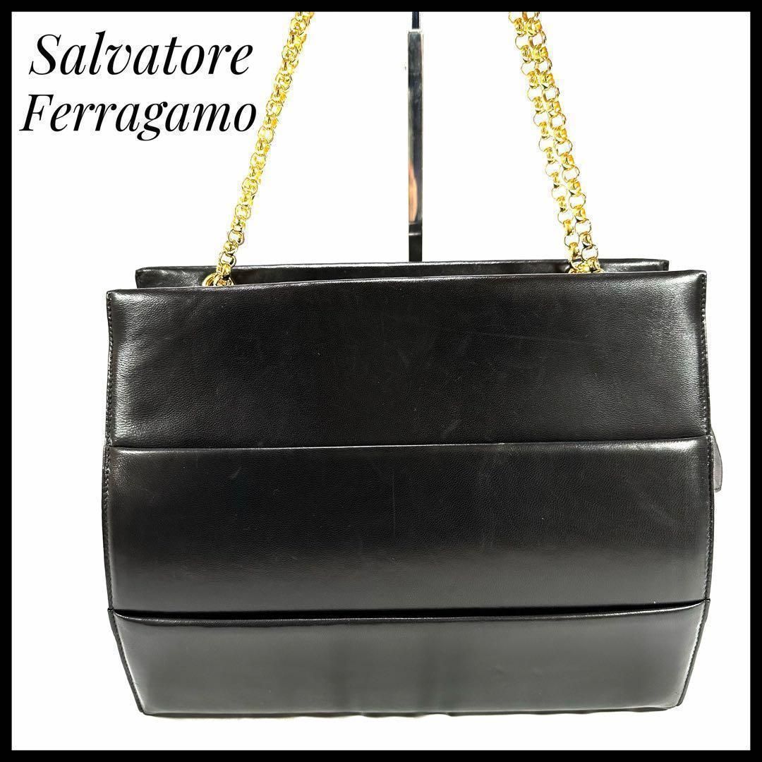 サルヴァトーレフェラガモ Salvatore Ferragamo ワンショルダー
