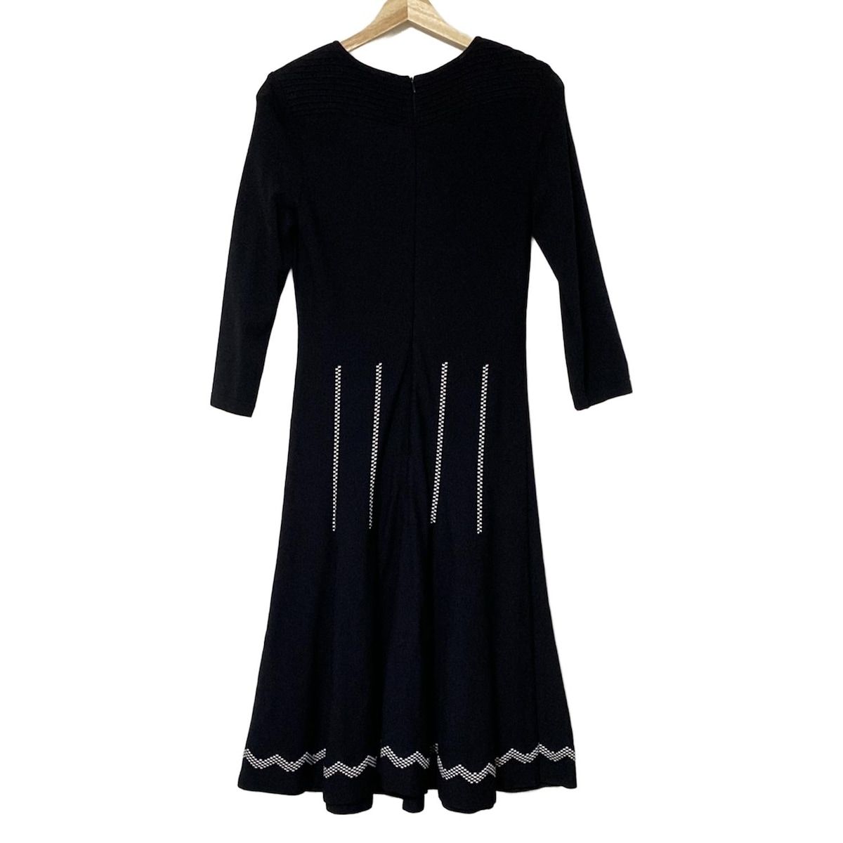 NEMIKA by Leilian ネミカ ワンピース サイズ9 M レディース - 黒×白 クルーネック 長袖 ロング ニット