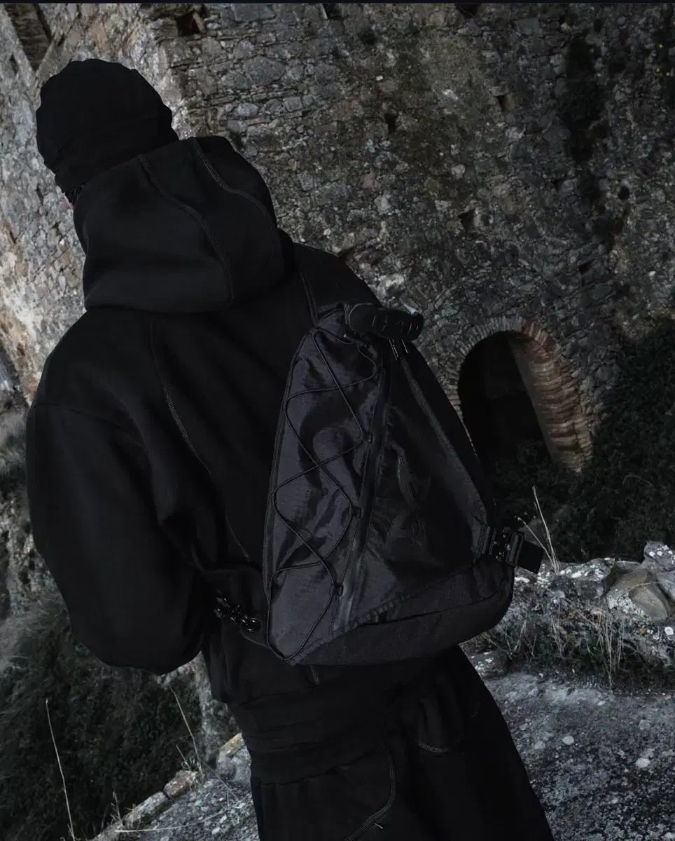 mertra スリングバック バックパック