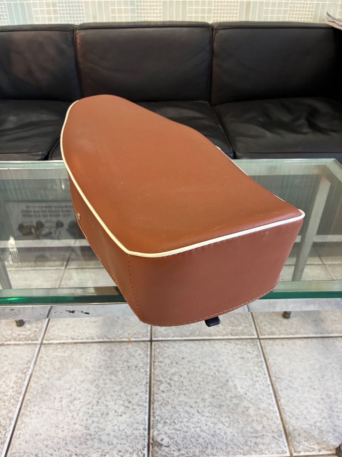 ベスパ ロングシートS用BRN です