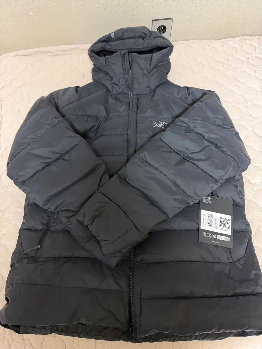 ARC TERYX アークテリクス トーラム フーディ ブラック XL