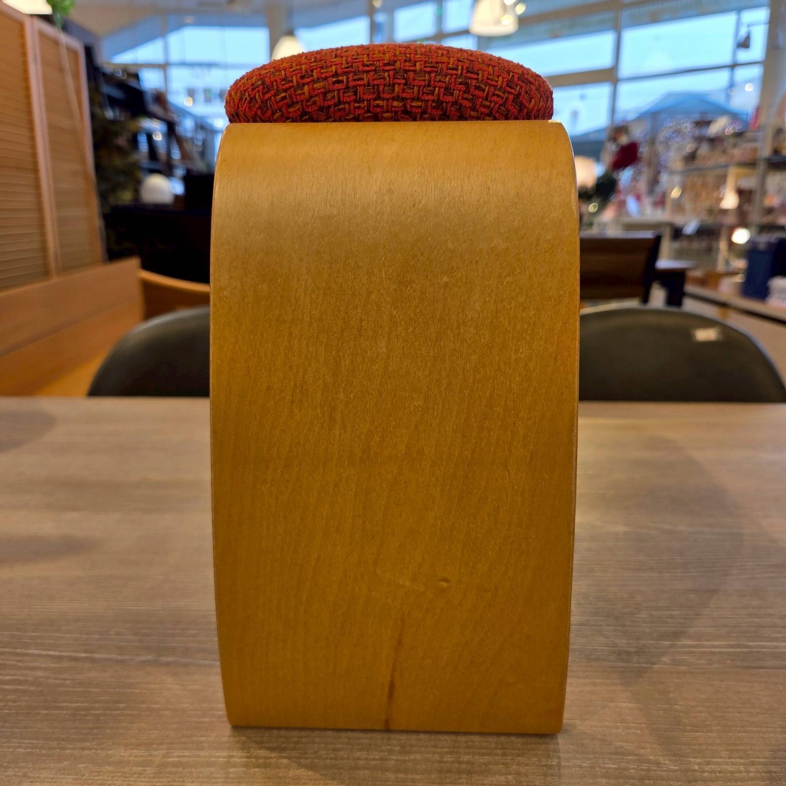 ➀ Tendo 天童木工 脇息 きょうそく 肘置き メープル材 ナチュラル T