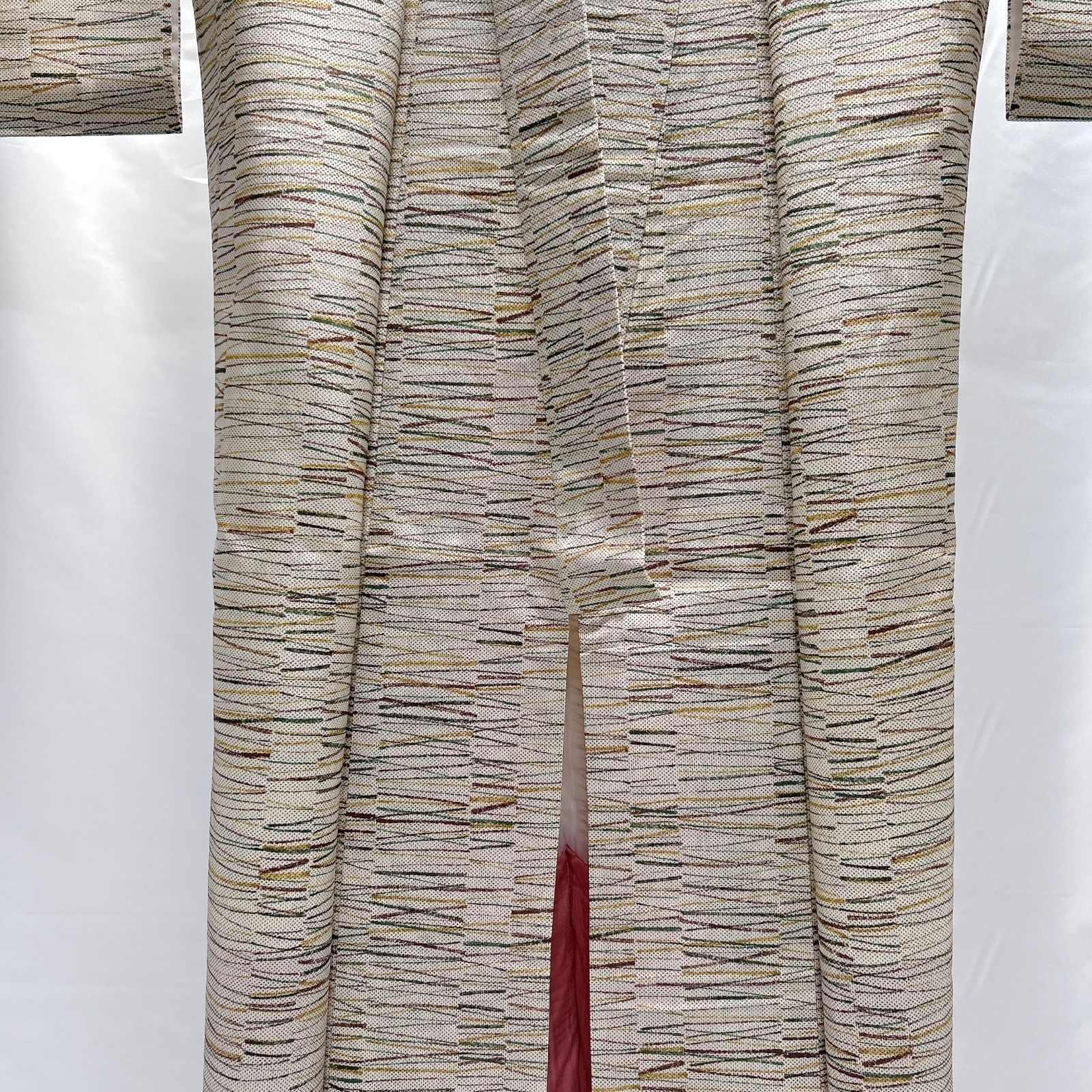  着物 紬 総柄 昭和レトロ アイボリー系 管理番号KKVKAM 5 紬 着物