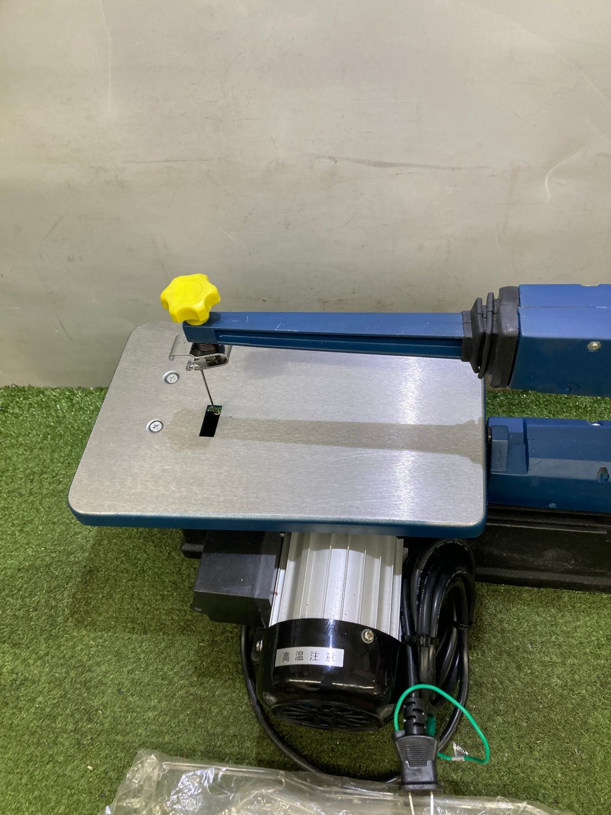 中古品】【0921】☆EARTHMAN 電動卓上糸鋸盤 SS-110 ITTO5EXAJ2ZG