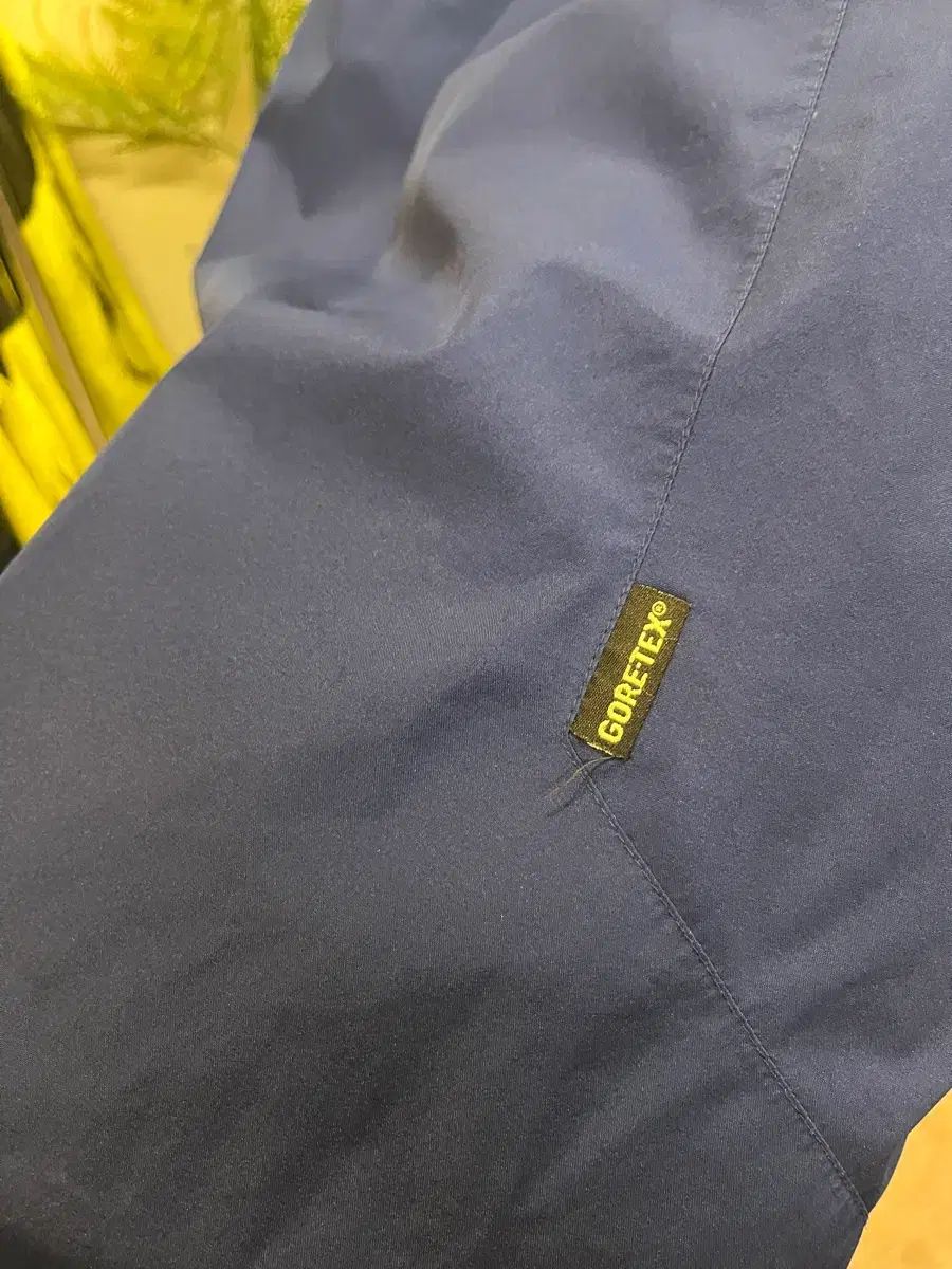 ツーウェイ ウィンドブレーカー