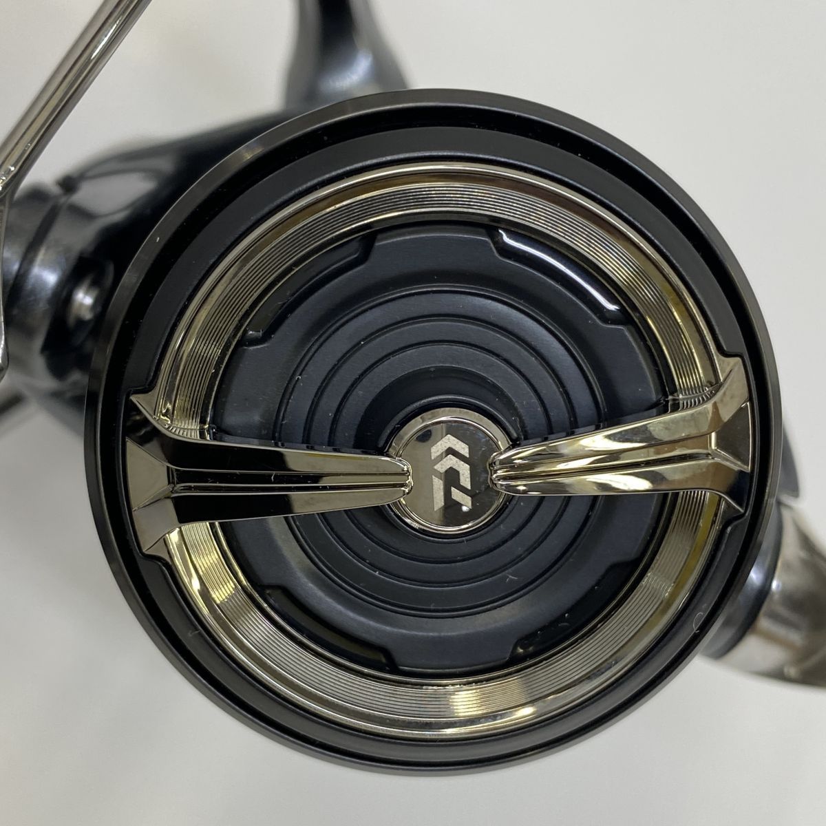  DAIWA ダイワ 24 LUVIAS ルビアス LT 2500 S XH スピニングリール スピニングリール リール