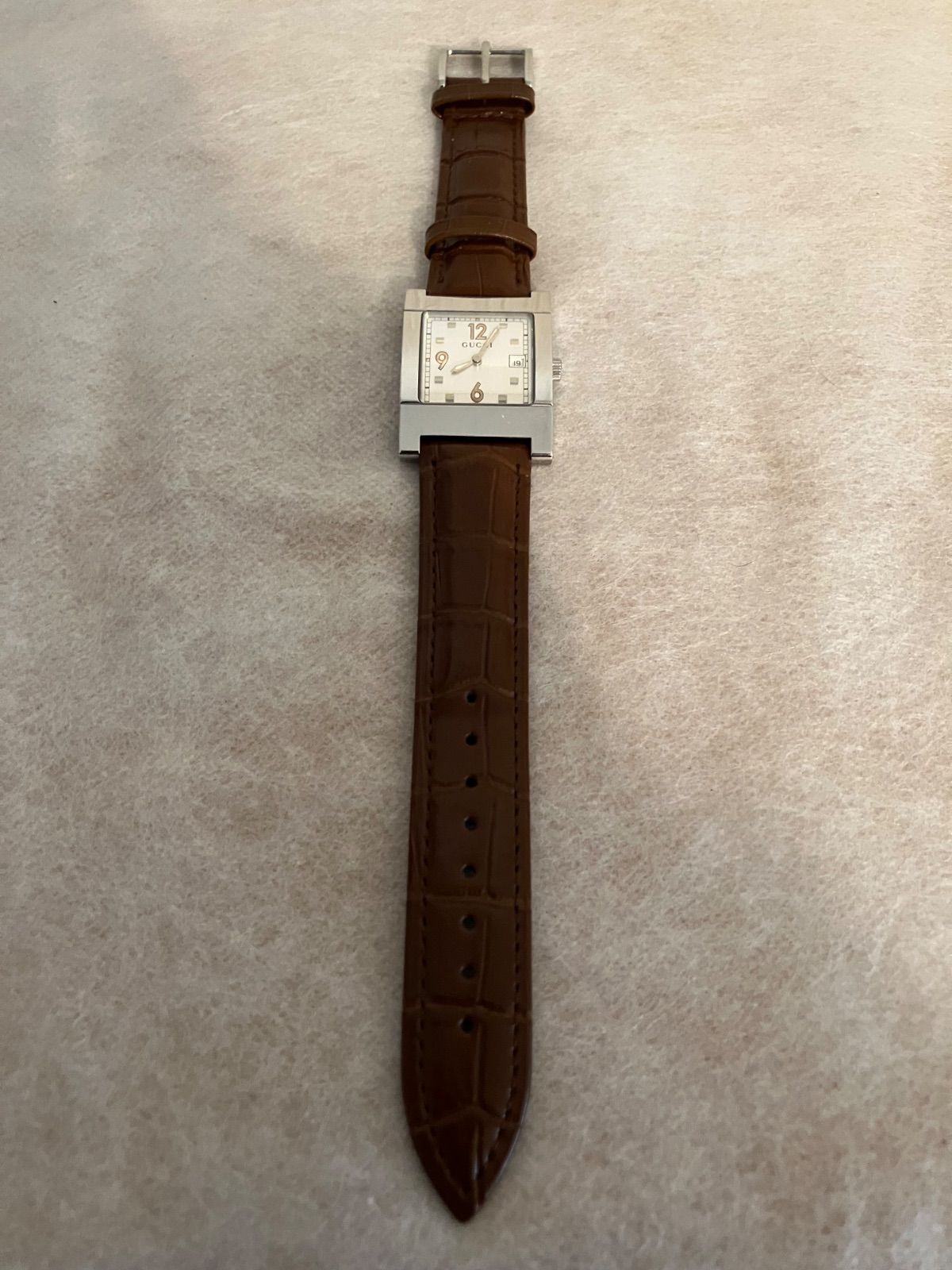 稼働☆ GUCCI グッチ 7700M QZメンズ 腕時計 電池、革ベルト新品