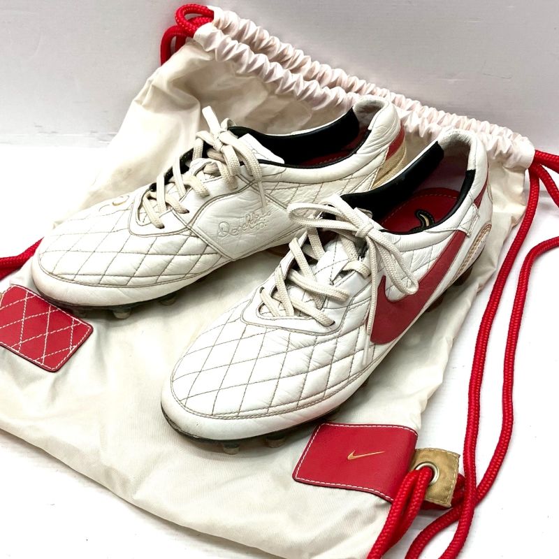 01 w 5802 〇 ナイキ NIKE ティエンポ ロナウジーニョ ドス FG ホワイト レッド メタリックゴールド サイズ26 0 cm サッカーシューズ フットサル 品
