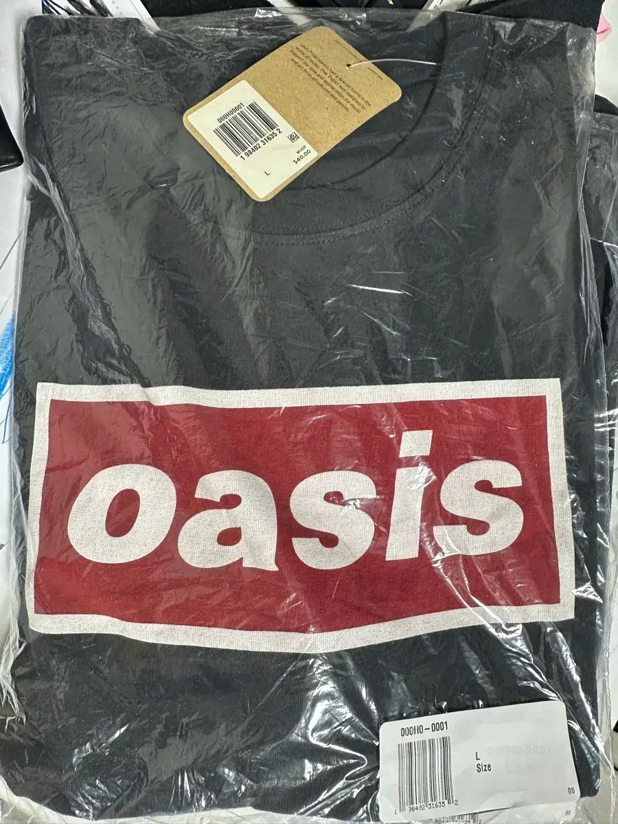 新品 リーバイス オアジス Tシャツ L