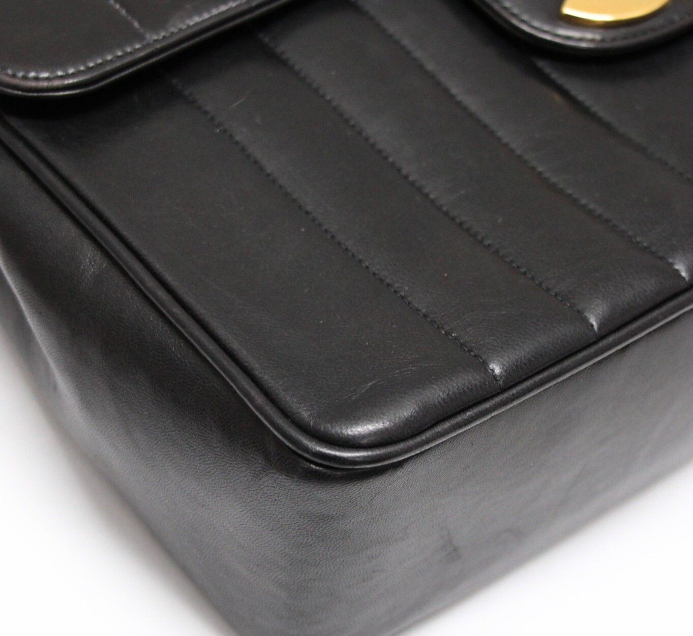 美品 CHANEL マドモアゼル デカマト30ショルダーバッグ ブラック 3番台 美品 CHANEL マドモアゼル デカマト30ショルダーバッグ ブラック 3番台