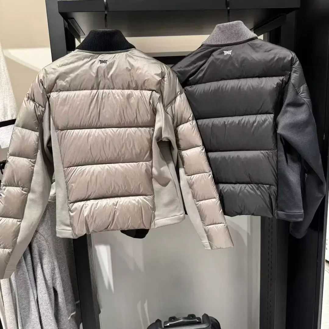 PXG レディースゴルフ ダウンジャケット - メルカリ