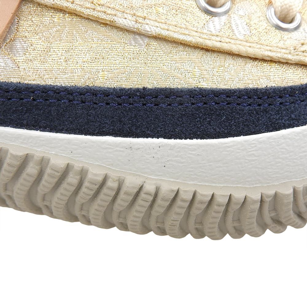 スプリングムーブ 金襴