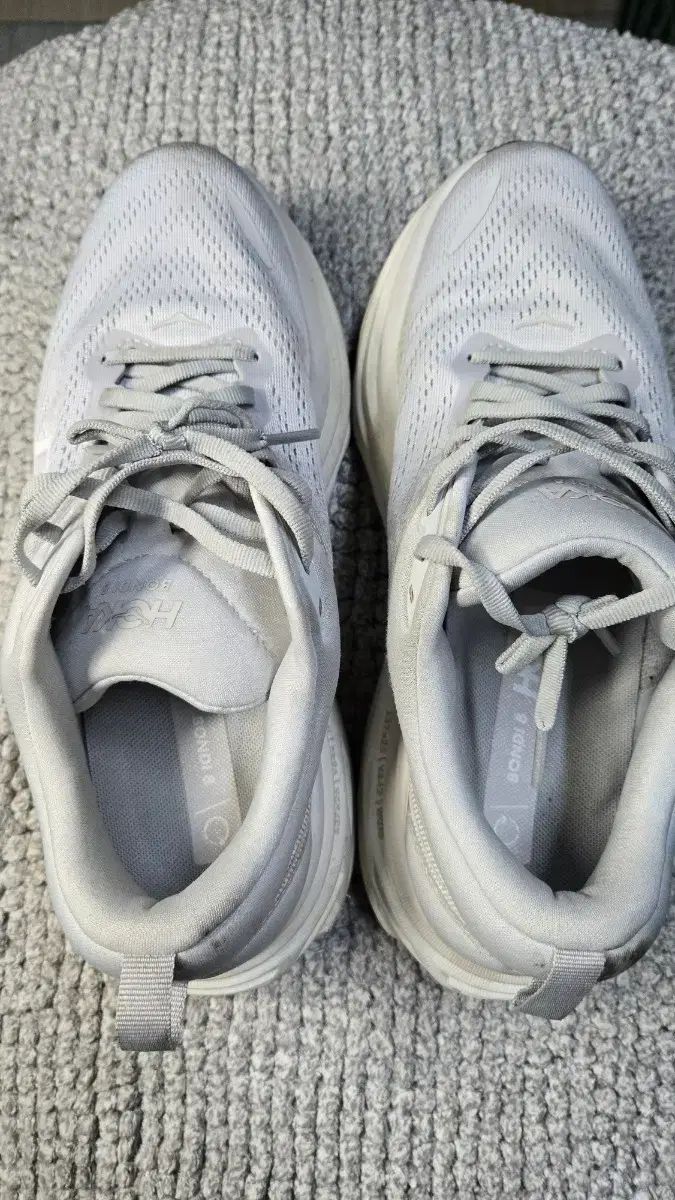 HOKA ONE ホカオネオネ ボンダイ 8 白 Regular