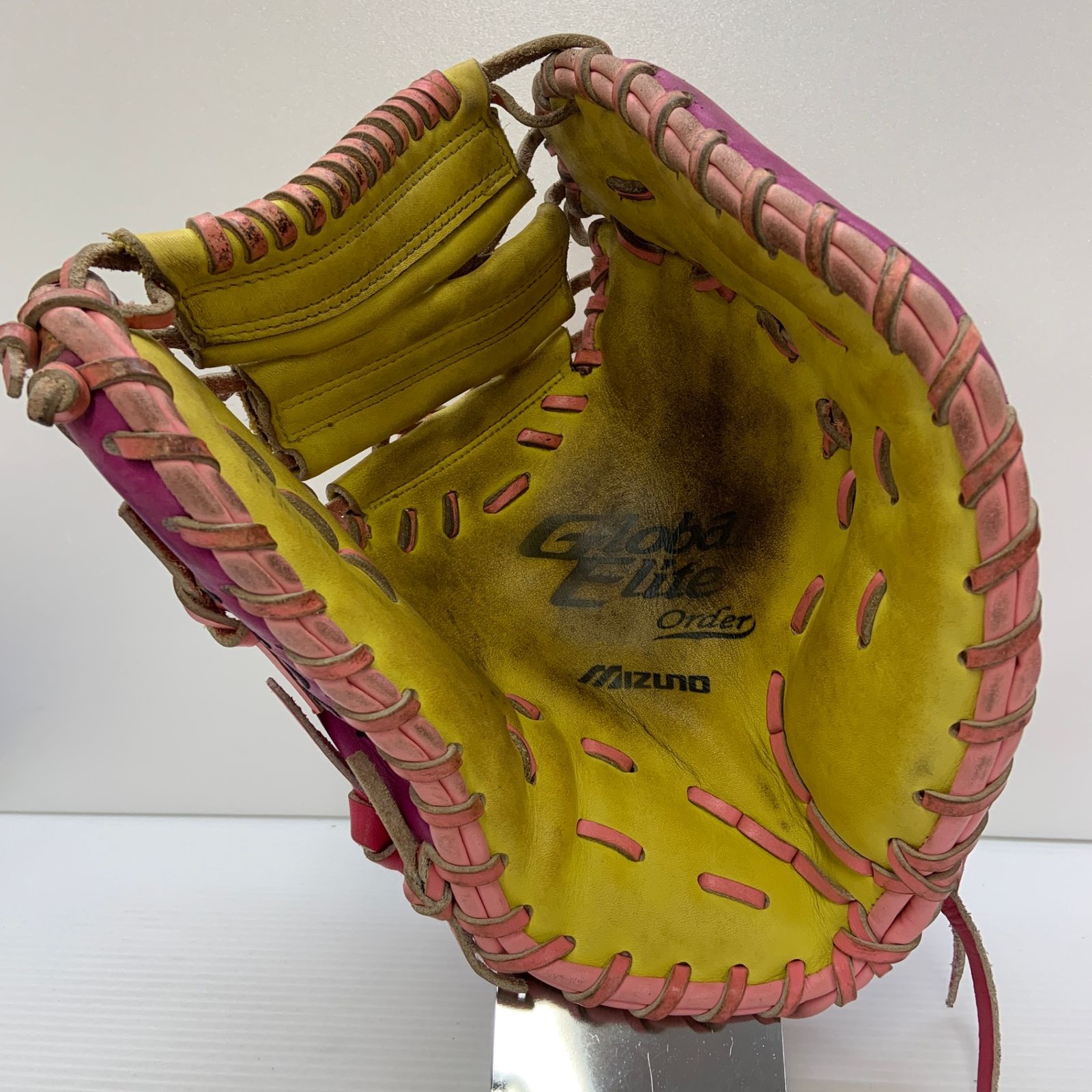 値下げ不可【中古】ミズノ　グローバルエリート　オーダー　一般外野手用　刺繍あり ミズノ グローバルエリート MIZUNO オーダー 軟式 大人 野球 一般