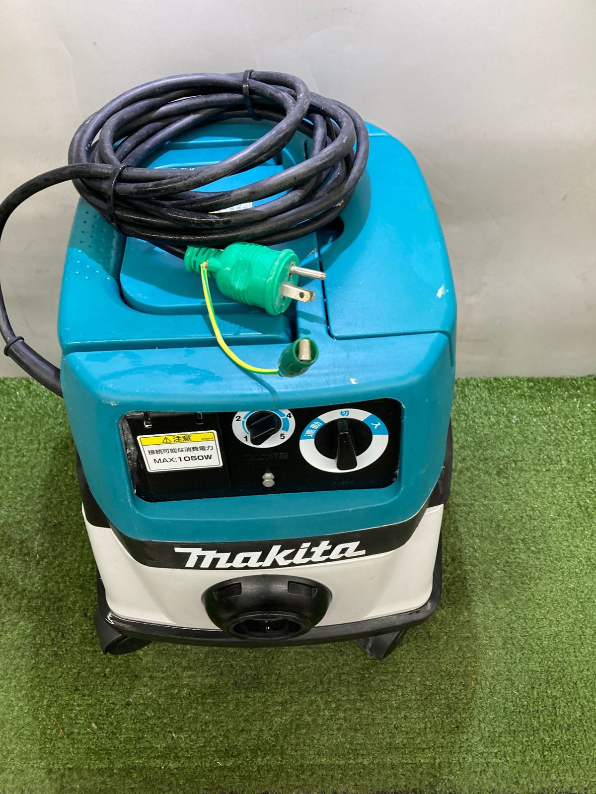 品 0921 makita マキタ 乾湿両用 集じん機 連動型 483