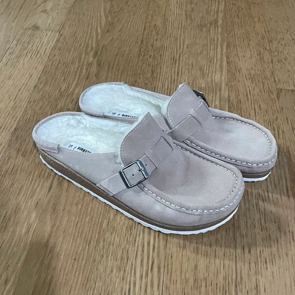 ビルケンシュトック スウェード バックル リー ファー 250